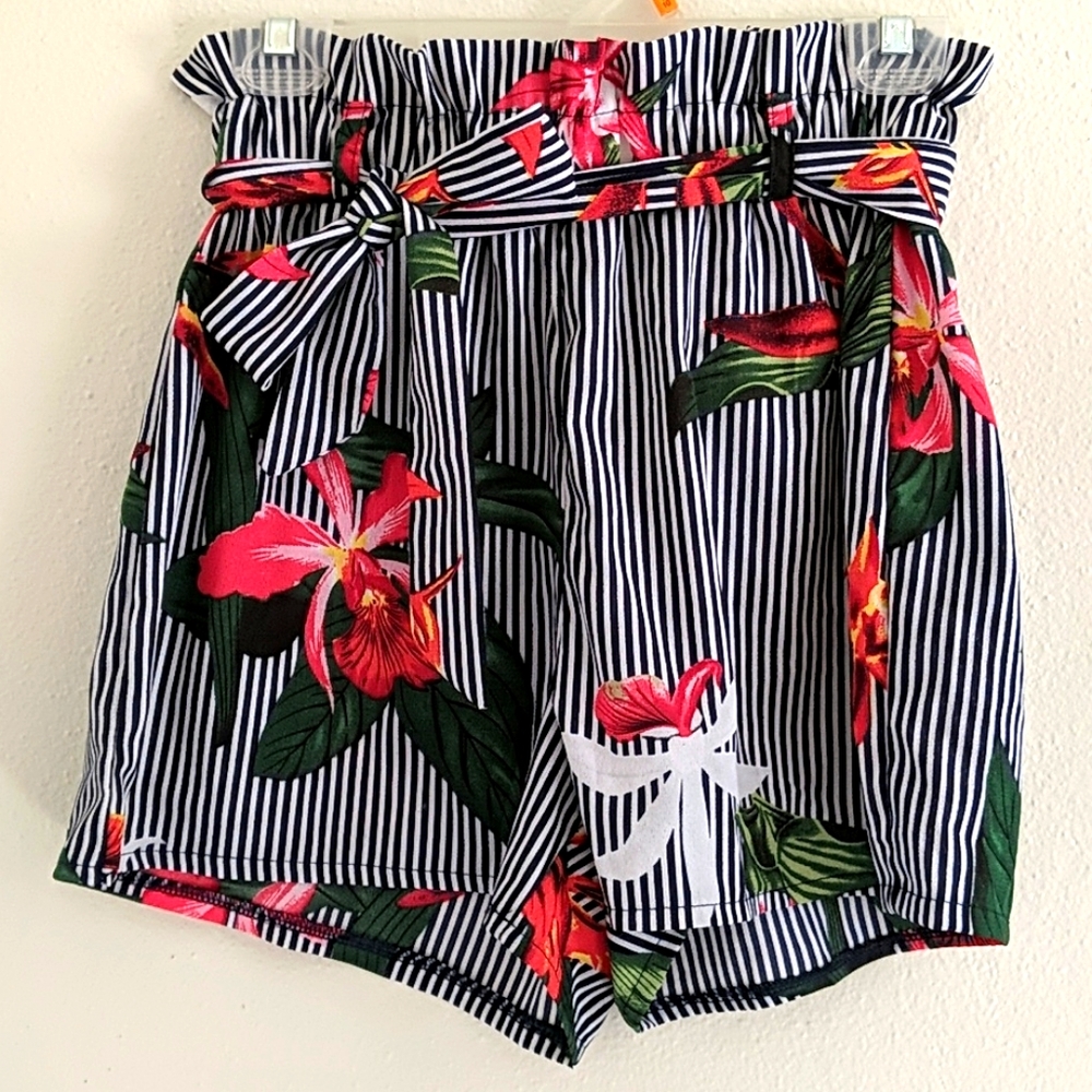 Striped floral high-waist shorts